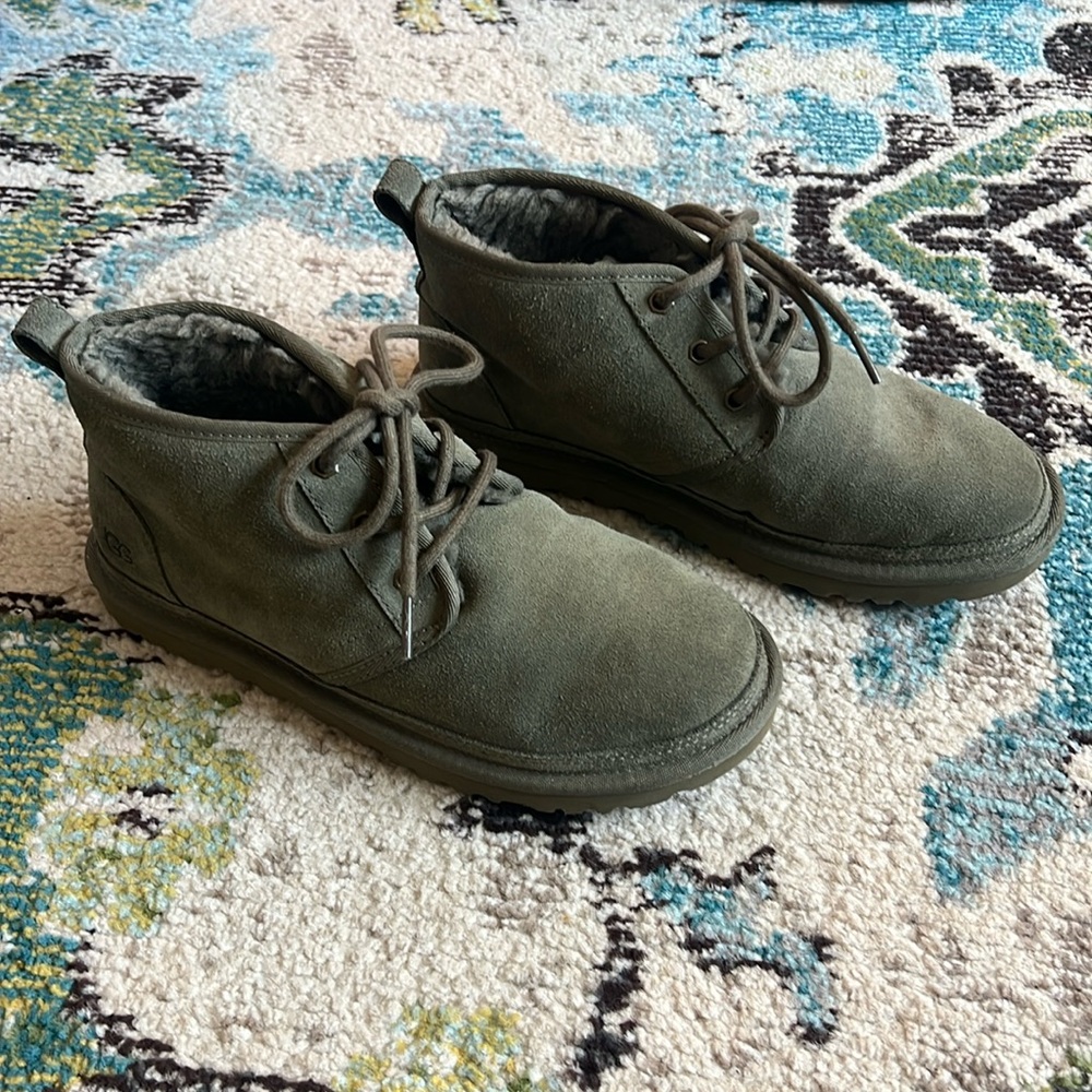 UGG Women's Neumel in green